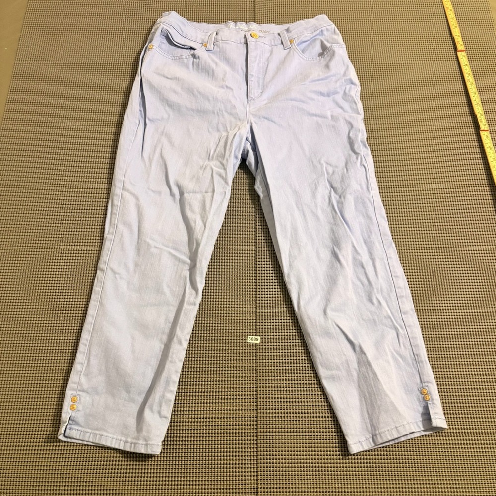 Gloria Vanderbilt Light Blue Slimming Effect Straight Leg Pants Womens Size 10